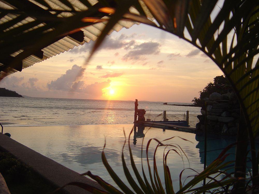 Nirvana Resort Puerto Galera Bagian luar foto