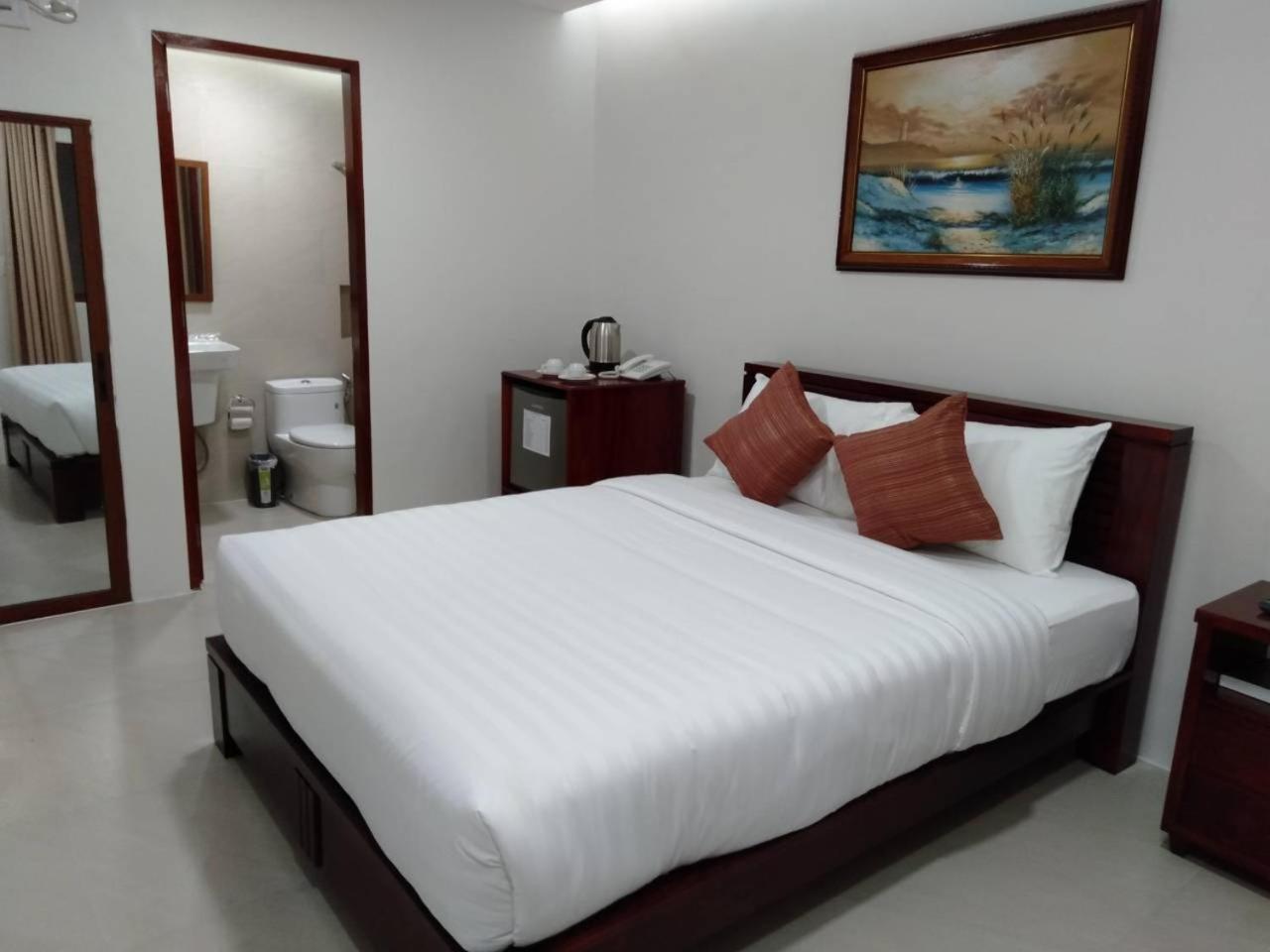 Nirvana Resort Puerto Galera Bagian luar foto