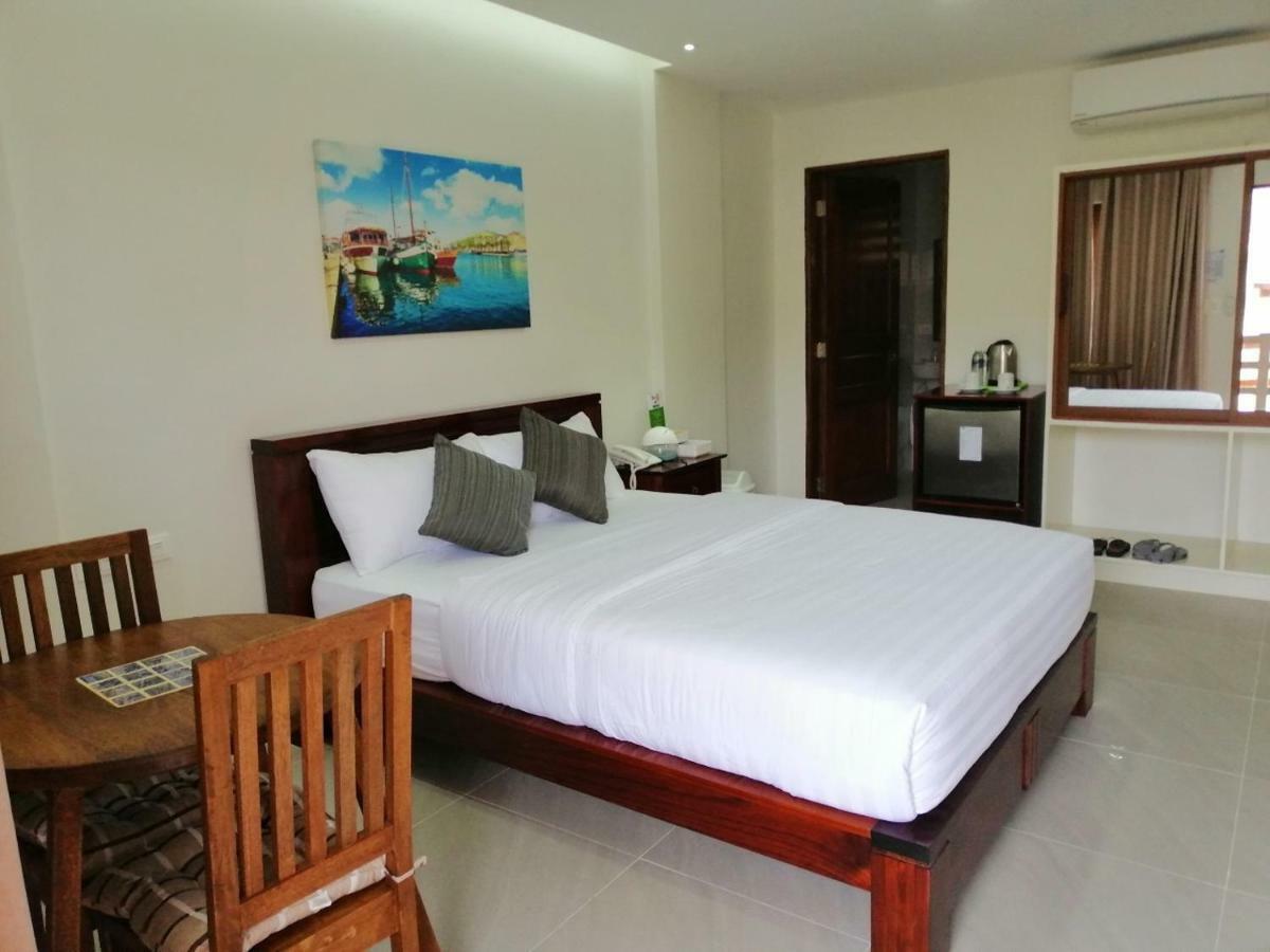 Nirvana Resort Puerto Galera Bagian luar foto