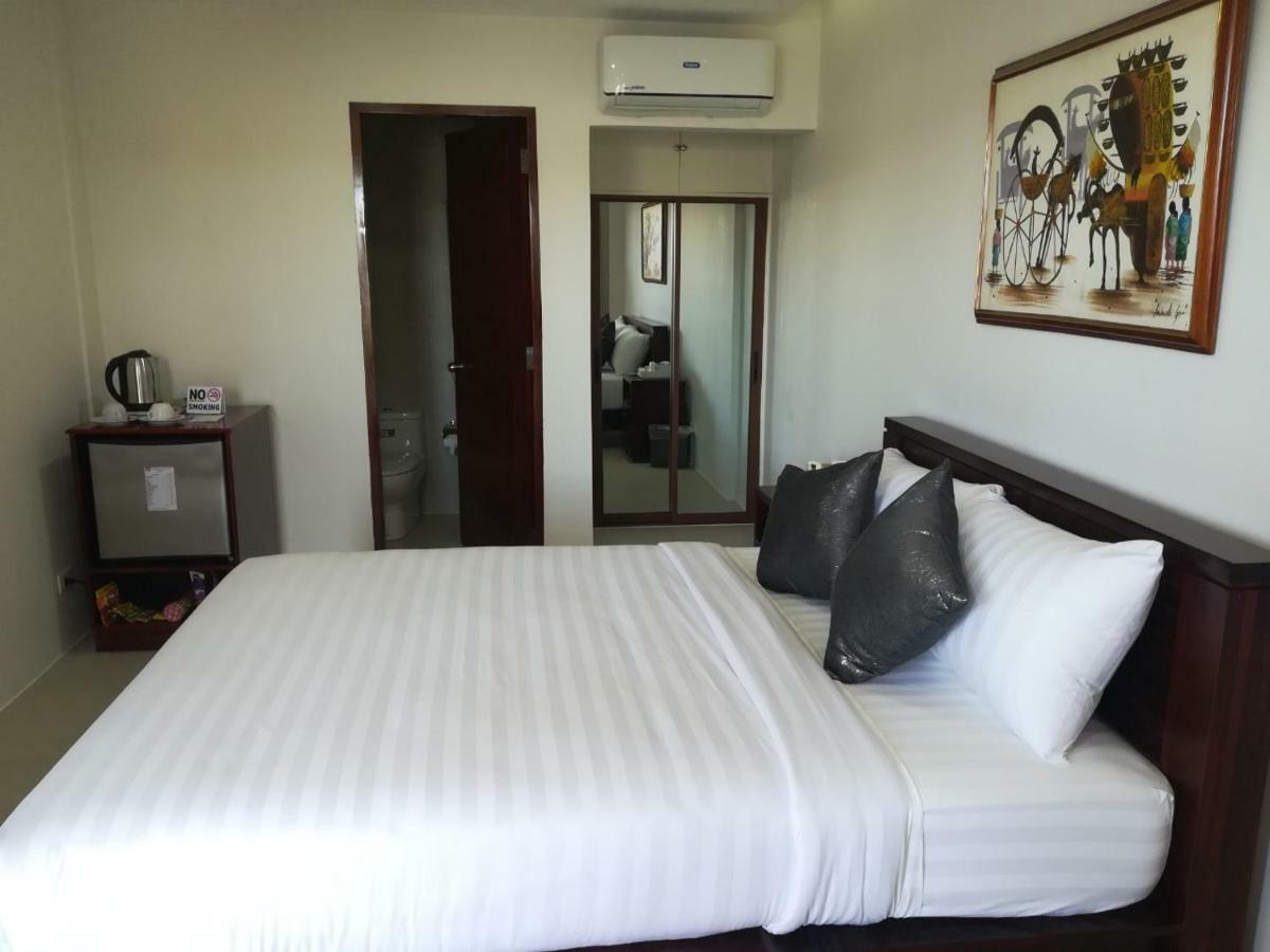 Nirvana Resort Puerto Galera Bagian luar foto