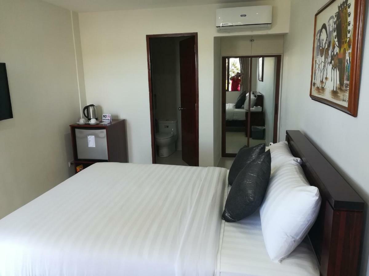 Nirvana Resort Puerto Galera Bagian luar foto